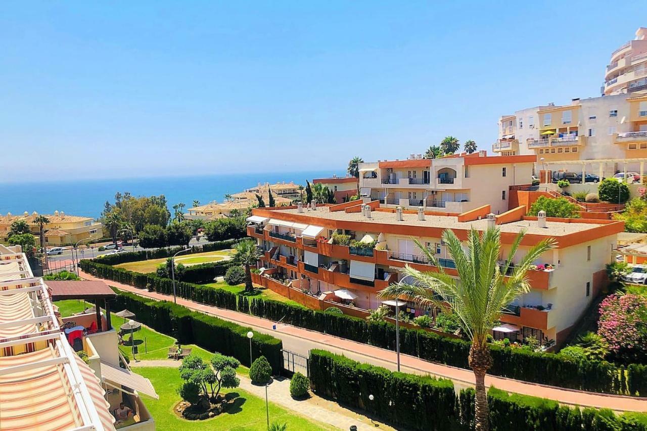 Seaview Apartment With Great Amenities & Facilities بينالماذينا المظهر الخارجي الصورة